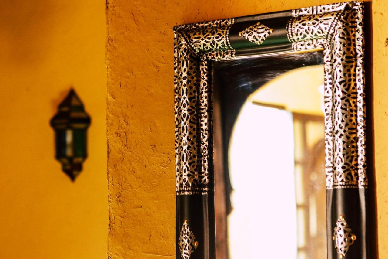 Riad Caravasar Merzouga Ngoại thất bức ảnh